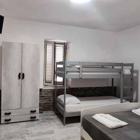 B&B Dell'Infopoint-La Via Silente Castelnuovo Cilento Экстерьер фото