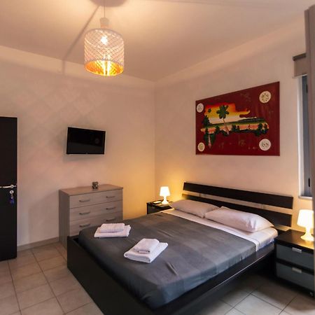 B&B Dell'Infopoint-La Via Silente Castelnuovo Cilento Экстерьер фото