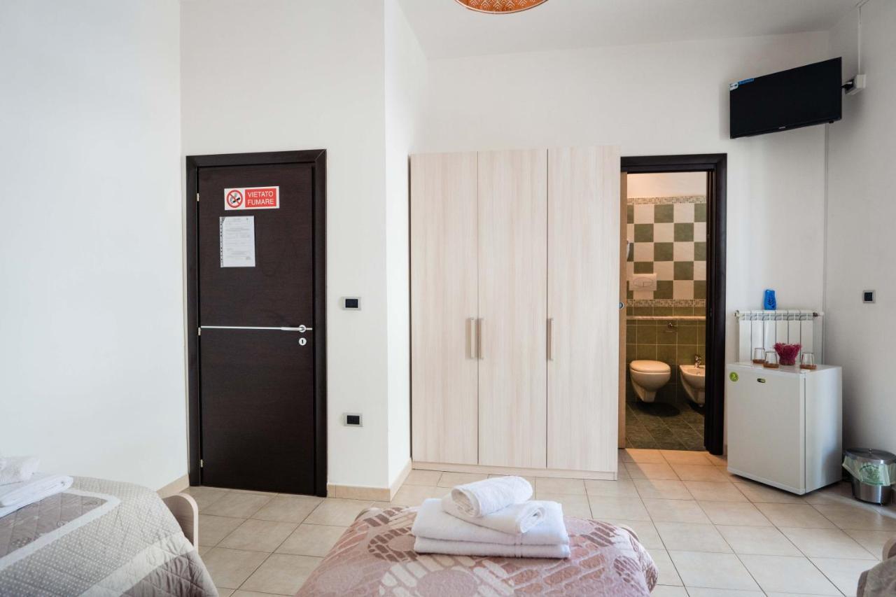 B&B Dell'Infopoint-La Via Silente Castelnuovo Cilento Экстерьер фото