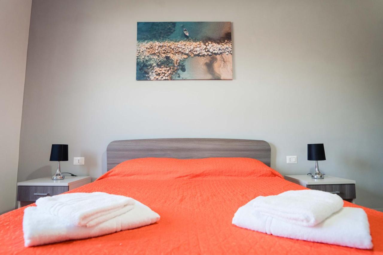 B&B Dell'Infopoint-La Via Silente Castelnuovo Cilento Экстерьер фото
